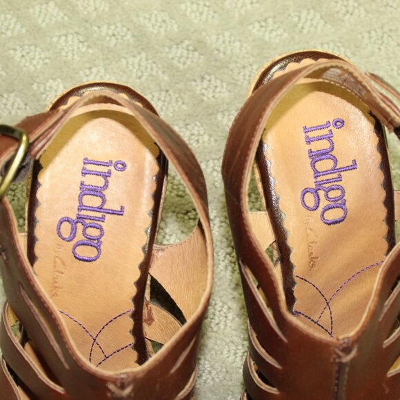 Indigo by Clarks Women's 6.54M Brown Leather 1" Platform 3.5" Wedge Heels - Picture 3 of 8